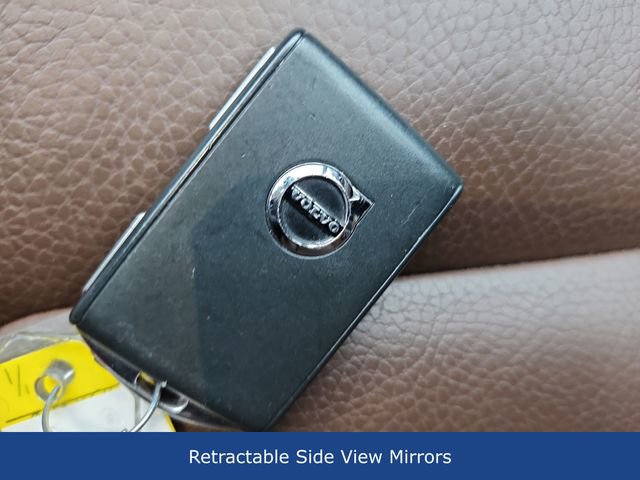 Used 2019 Volvo XC60 T6 Momentum w/ Multimedia Package image 26