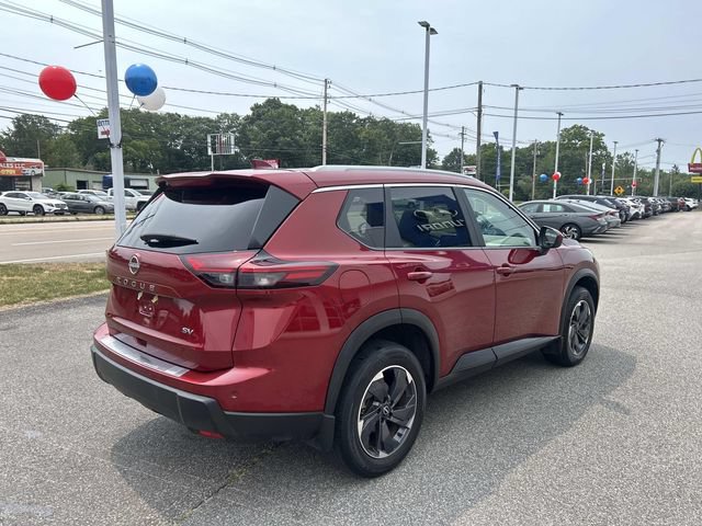Used 2024 Nissan Rogue SV w/ SV Premium Package FWD image 3
