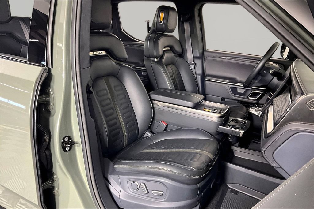 Used 2022 Rivian R1T Launch Edition AWD/4WD image 24