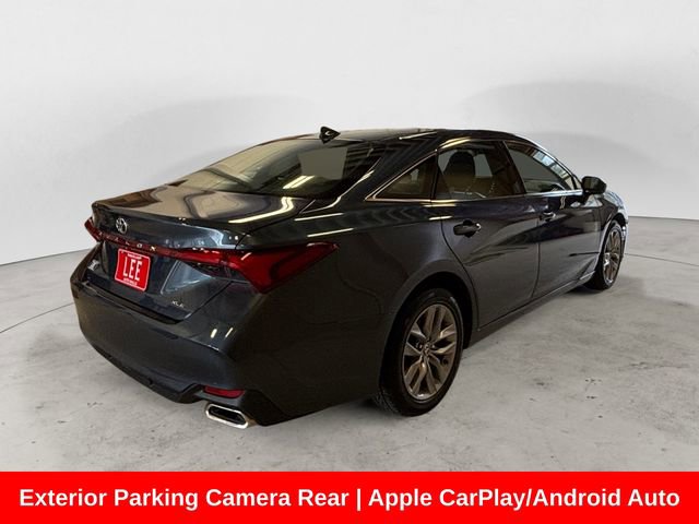Used 2022 Toyota Avalon XLE w/ Moonroof Package image 6