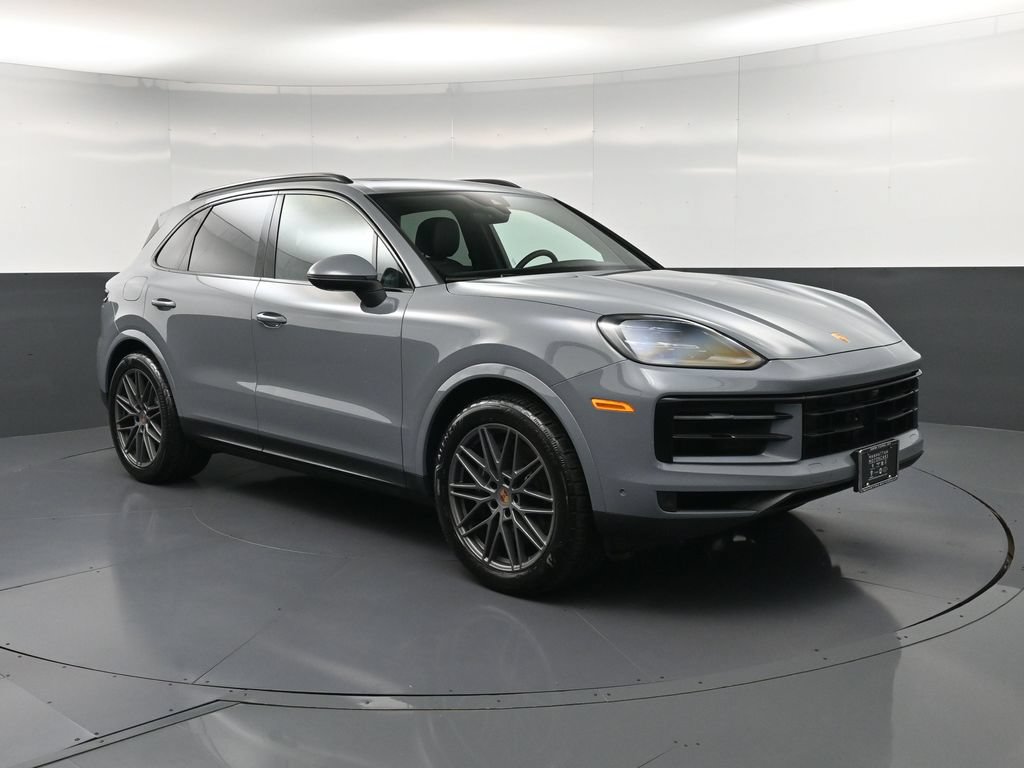 Certified 2026 Porsche Cayenne AWD/4WD image 10