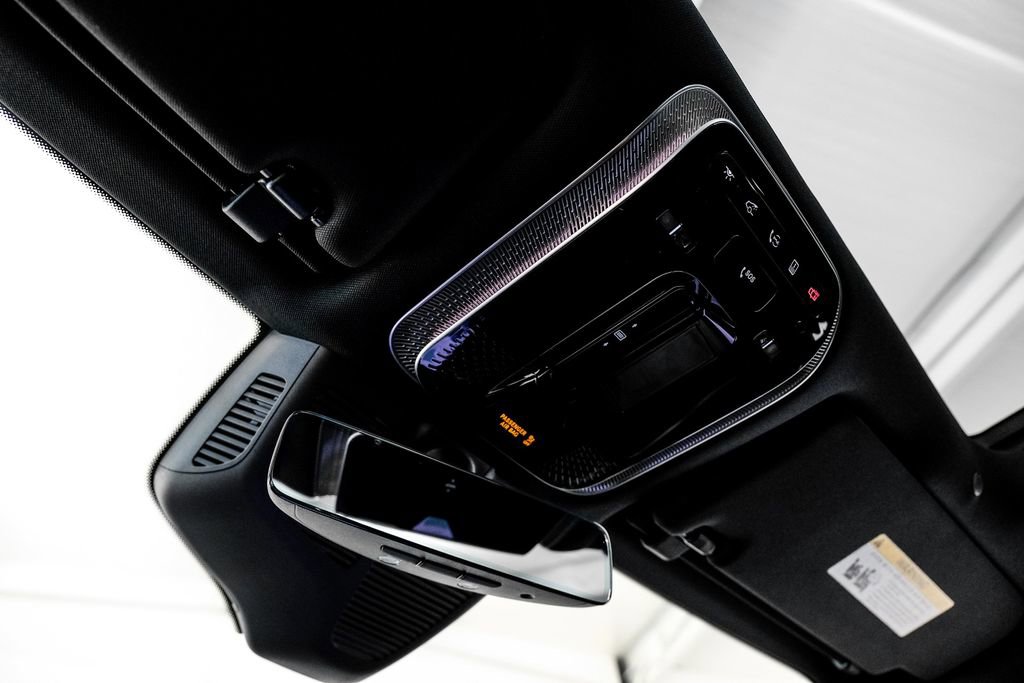 Used 2022 Mercedes-Benz S 580 4MATIC Sedan w/ AMG Line Package image 25