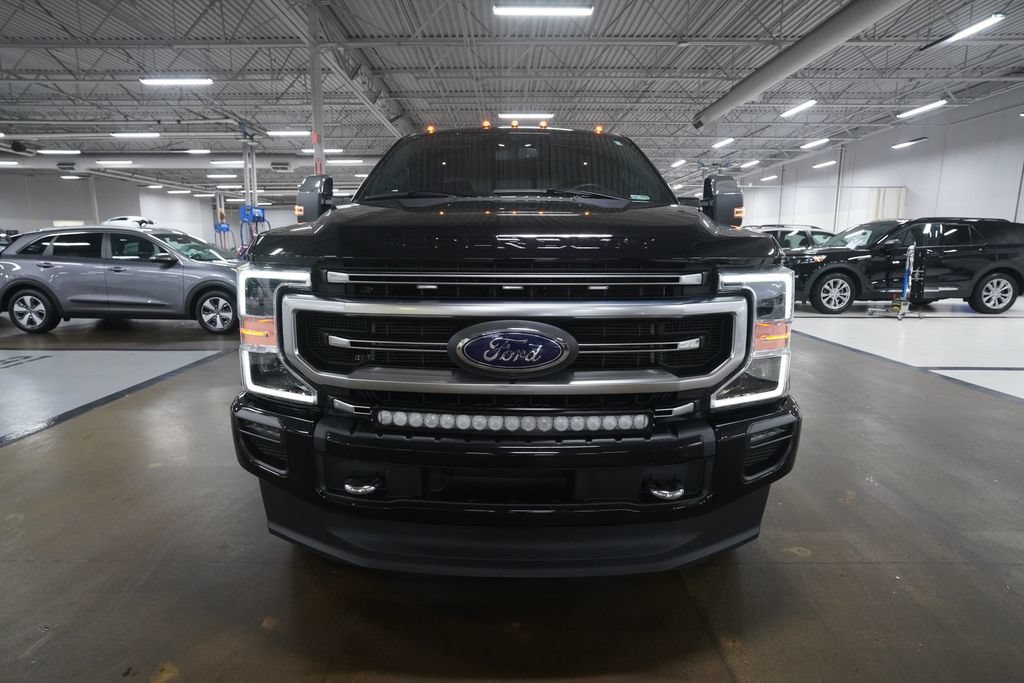 Used 2022 Ford F350 Platinum w/ FX4 Off-Road Package AWD/4WD image 11