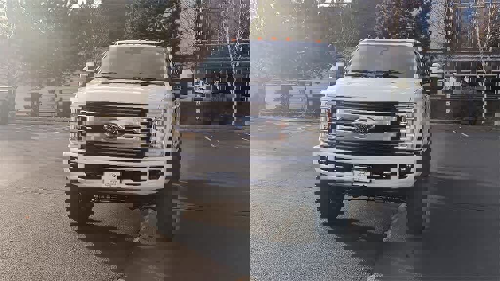 Used 2019 Ford F350 Limited w/ FX4 Off-Road Package image 4