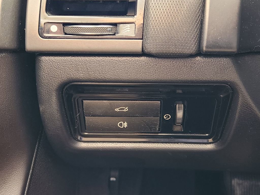 Used 2015 Jaguar F-TYPE S image 26