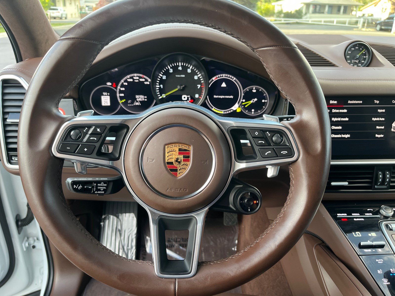 Used 2022 Porsche Cayenne E-Hybrid AWD/4WD image 12