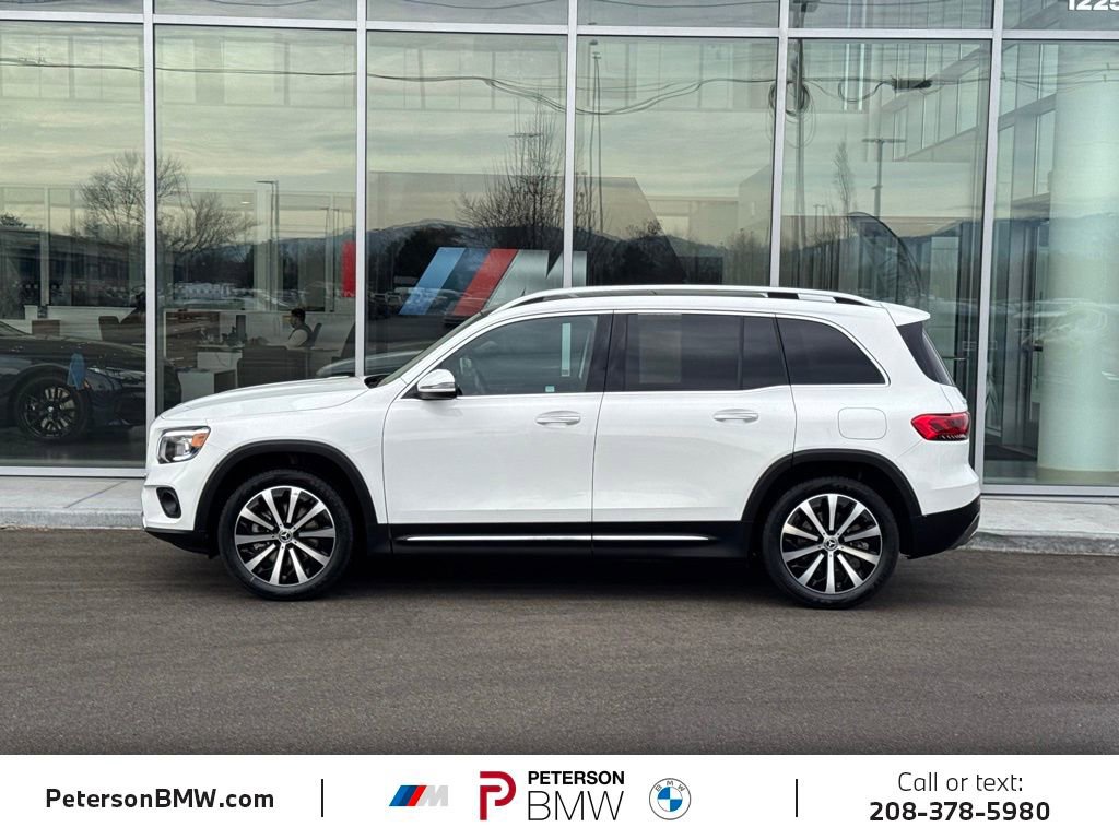 Used 2022 Mercedes-Benz GLB 250 4MATIC image 3