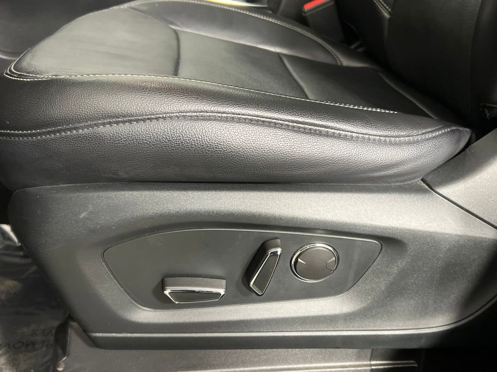 Used 2020 Ford Explorer Limited w/ Class III Trailer Tow Package image 28