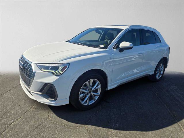 Used 2025 Audi Q3 2.0T Premium Plus w/ Premium Plus Package AWD/4WD image 7