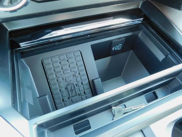 New 2026 Ford F350 King Ranch w/ Chrome Package image 32