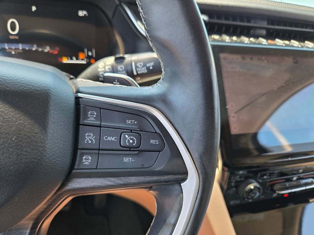 Used 2021 Jeep Grand Cherokee L Limited RWD image 27