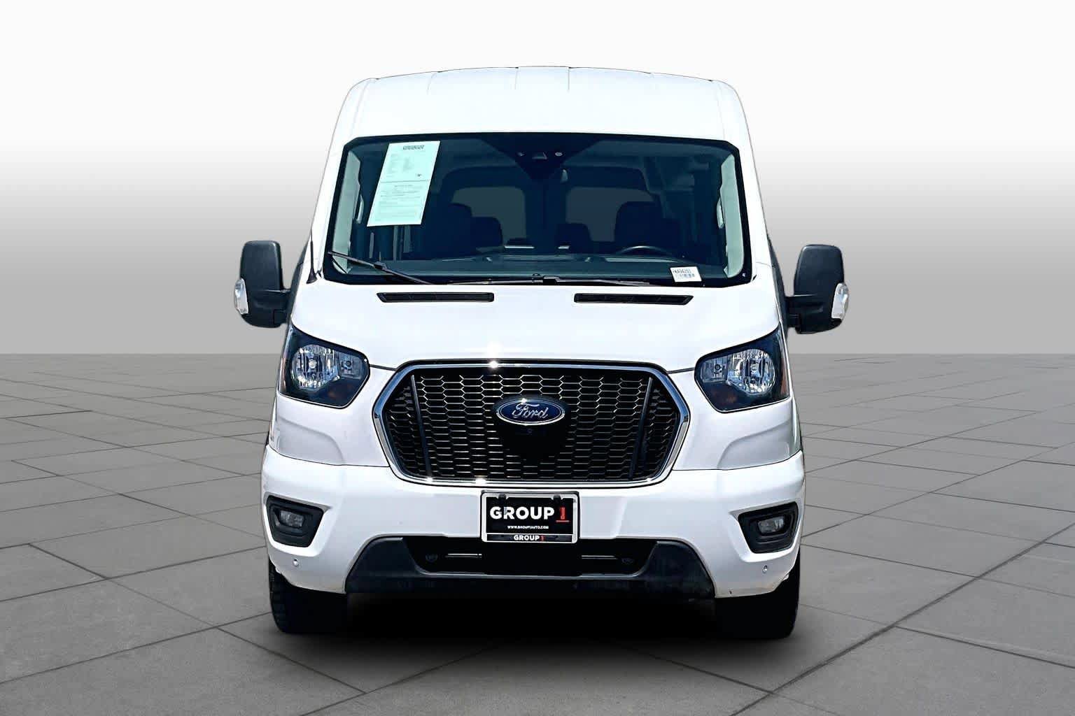 Used 2023 Ford Transit 350 XLT RWD image 4