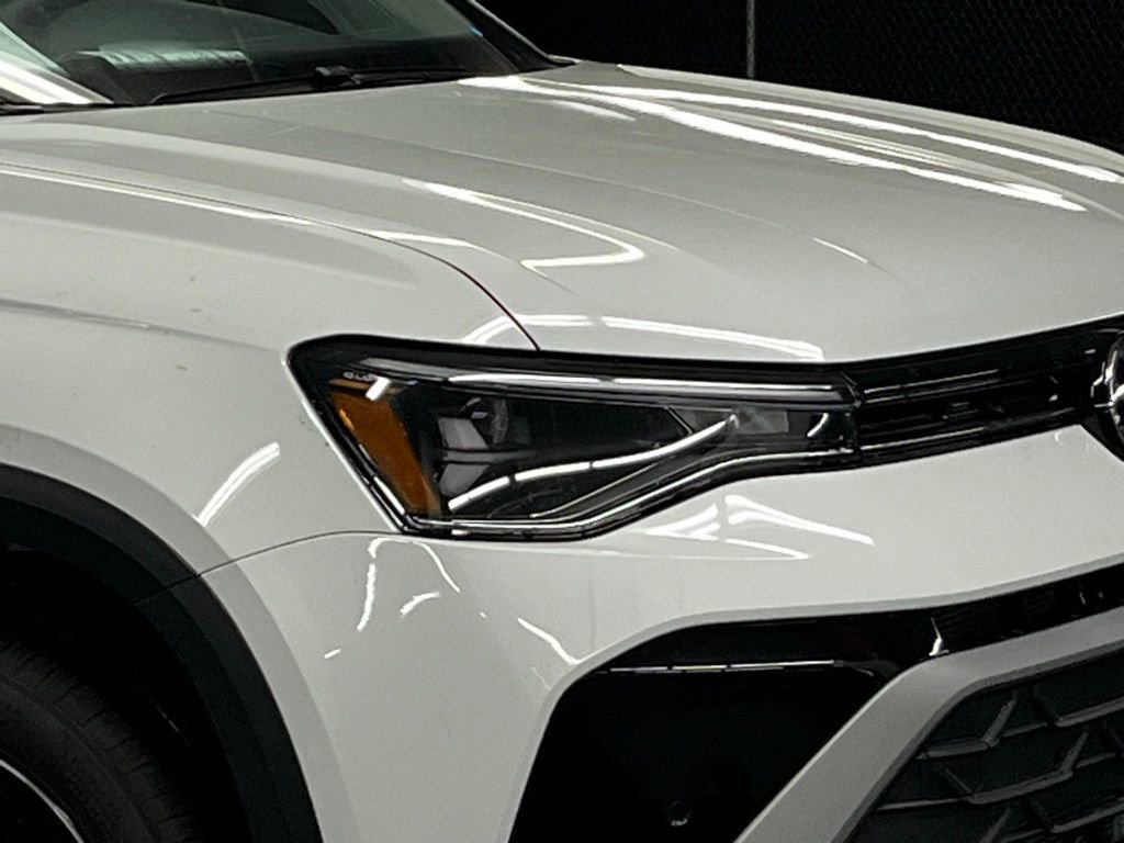 New 2026 Volkswagen Taos SE AWD/4WD image 40