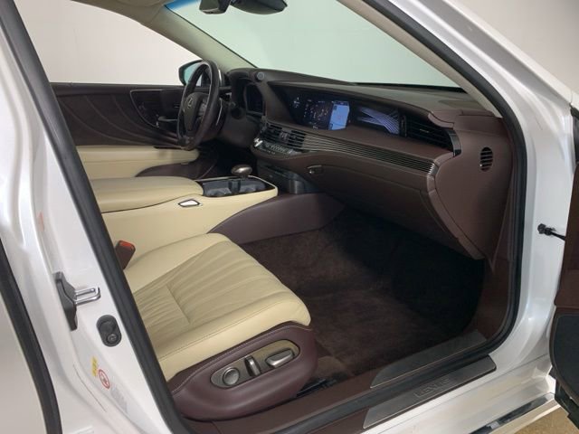 Used 2018 Lexus LS 500 AWD w/ Interior Upgrade Package image 42