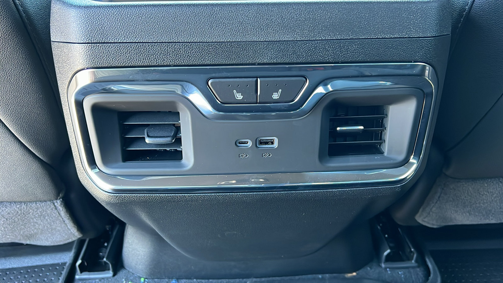 New 2026 Chevrolet Silverado 1500 High Country AWD/4WD image 17
