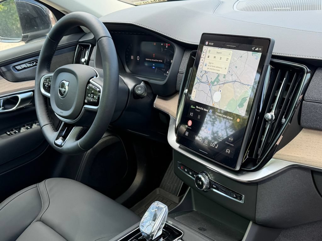 New 2026 Volvo XC90 B6 Plus w/ Protection Package Premier AWD/4WD image 7