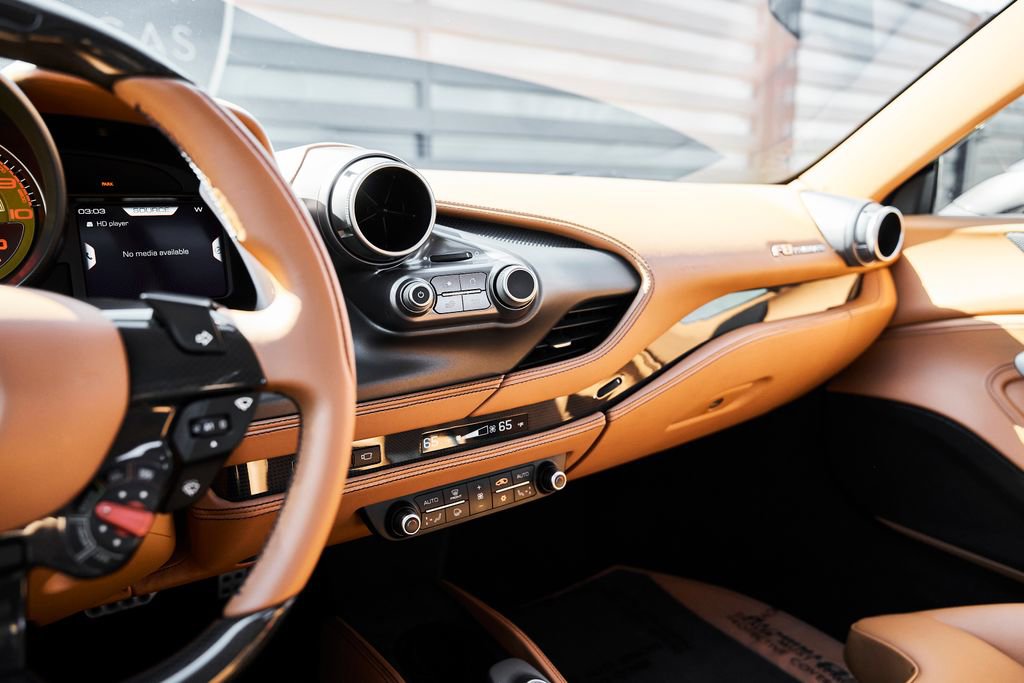 Used 2020 Ferrari F8 Tributo image 65