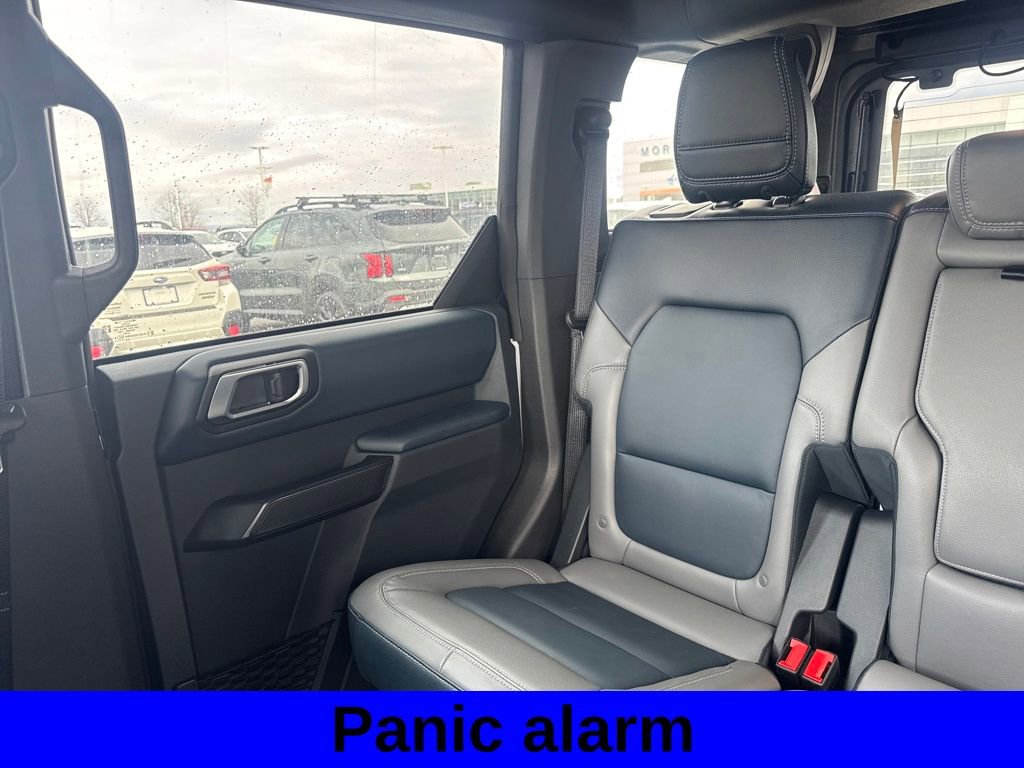 Used 2024 Ford Bronco Outer Banks image 13