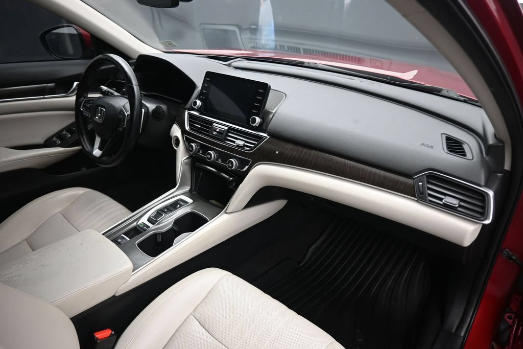 Used 2018 Honda Accord Touring image 47