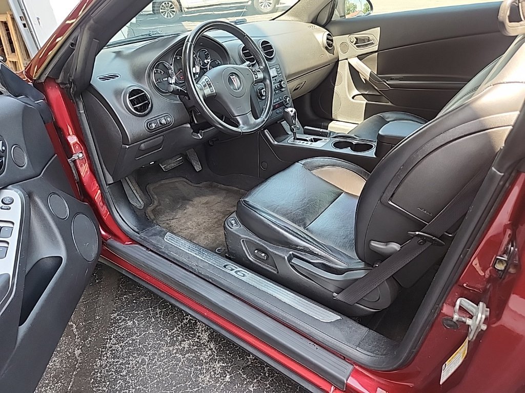 Used 2008 Pontiac G6 GT w/ Sport Package FWD image 22