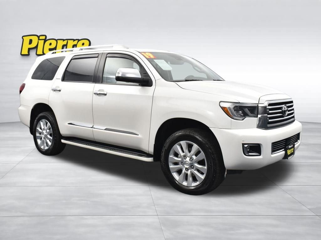 Used 2019 Toyota Sequoia Platinum AWD/4WD image 3