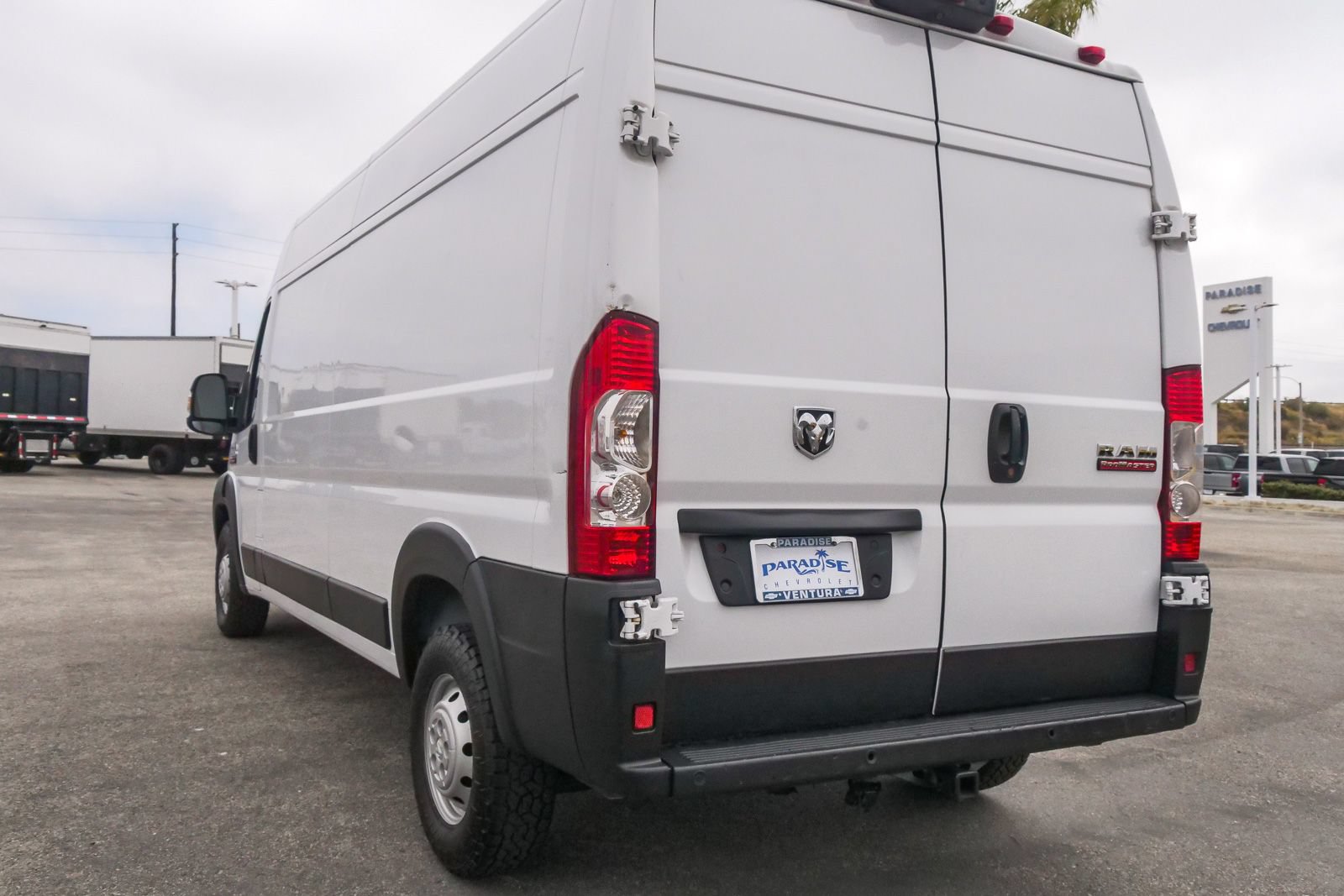 Used 2016 RAM ProMaster 2500 w/ Interior Convenience Group FWD image 9