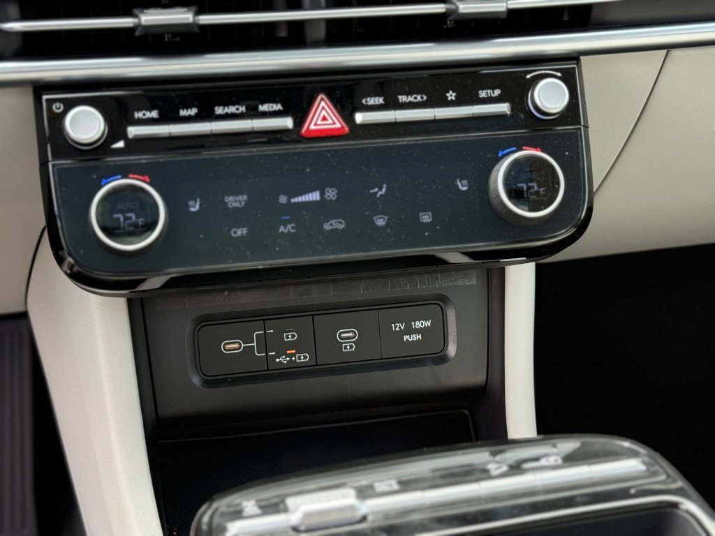 New 2025 Hyundai Tucson SEL image 17