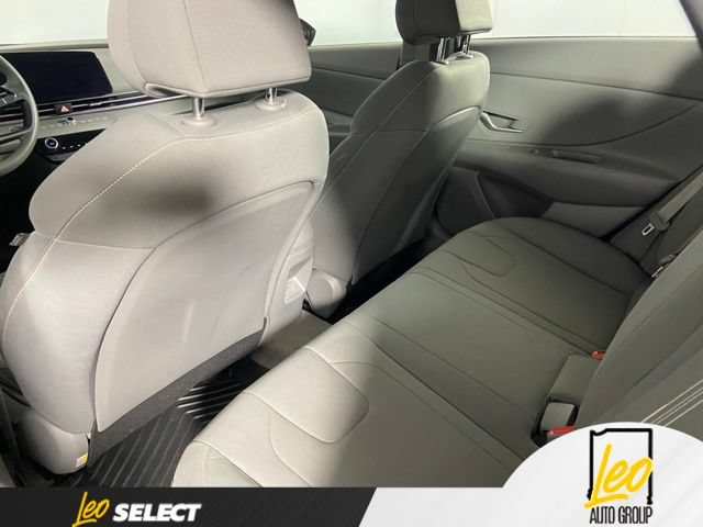 Used 2024 Hyundai Elantra SEL FWD image 19