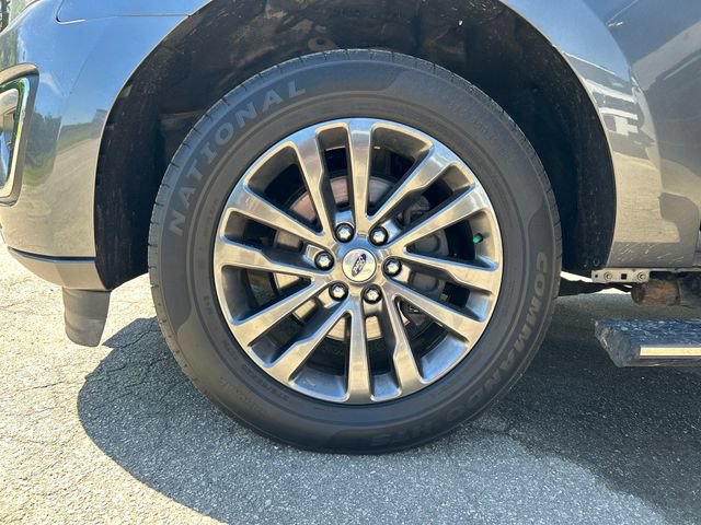 Used 2021 Ford Expedition Max Limited AWD/4WD image 12