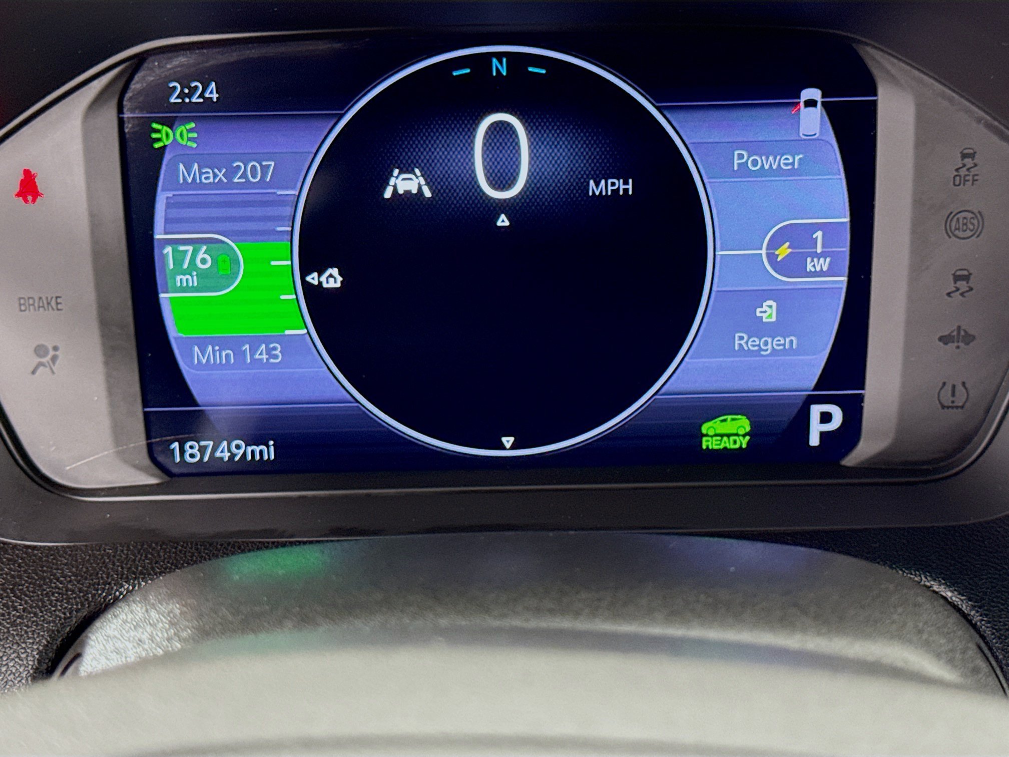 Used 2023 Chevrolet Bolt LT w/ Infotainment Package FWD image 12