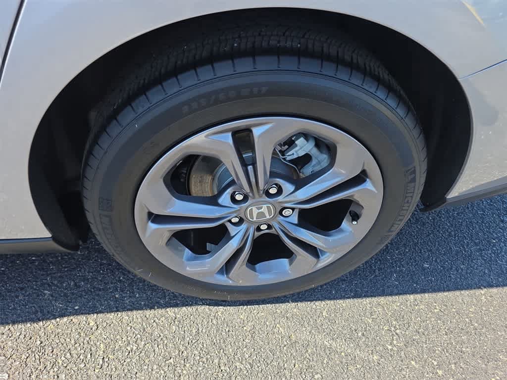 Used 2023 Honda Accord EX image 29