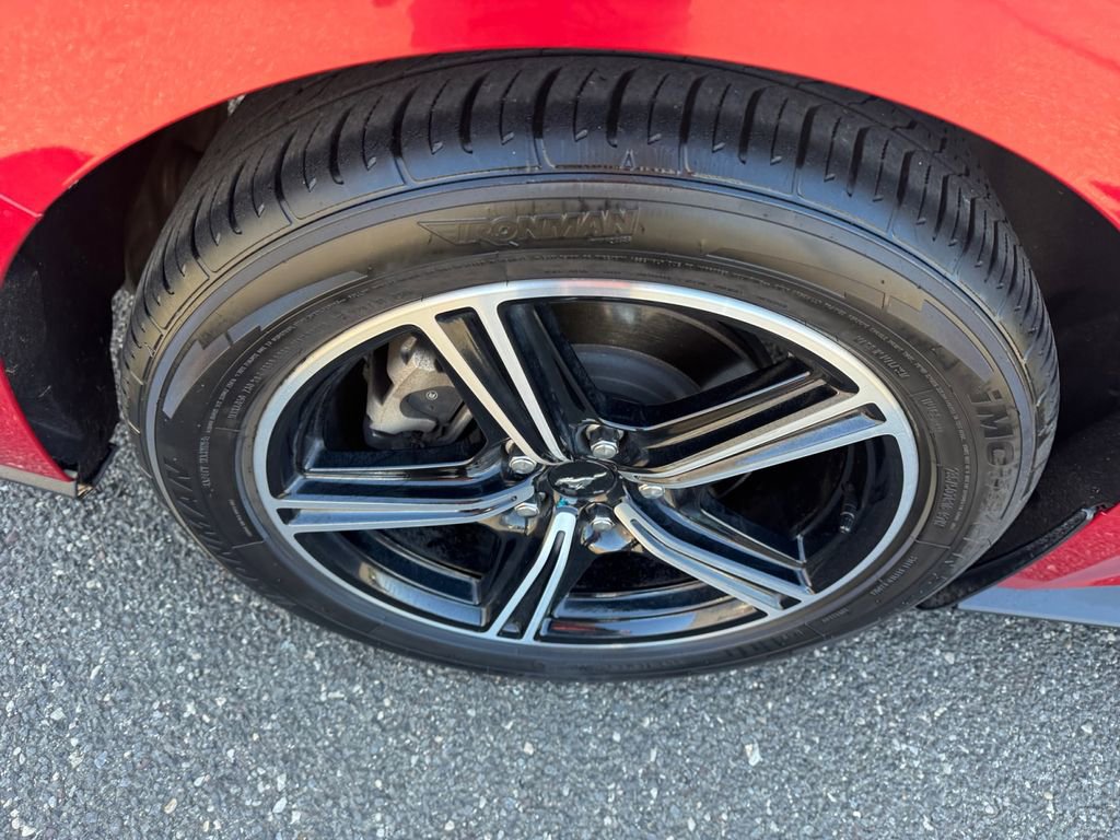 Used 2024 Ford Mustang Premium image 18