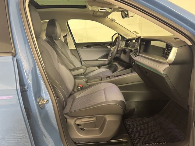 New 2026 Volkswagen Tiguan SE image 4