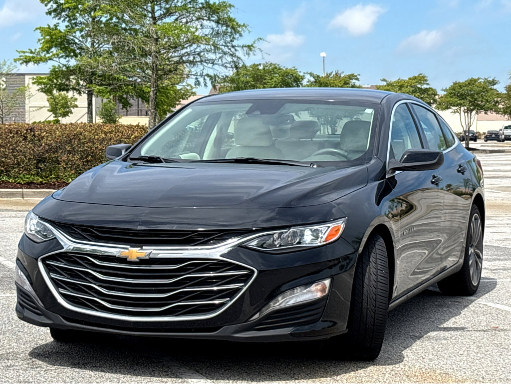 Used 2024 Chevrolet Malibu LT FWD image 3