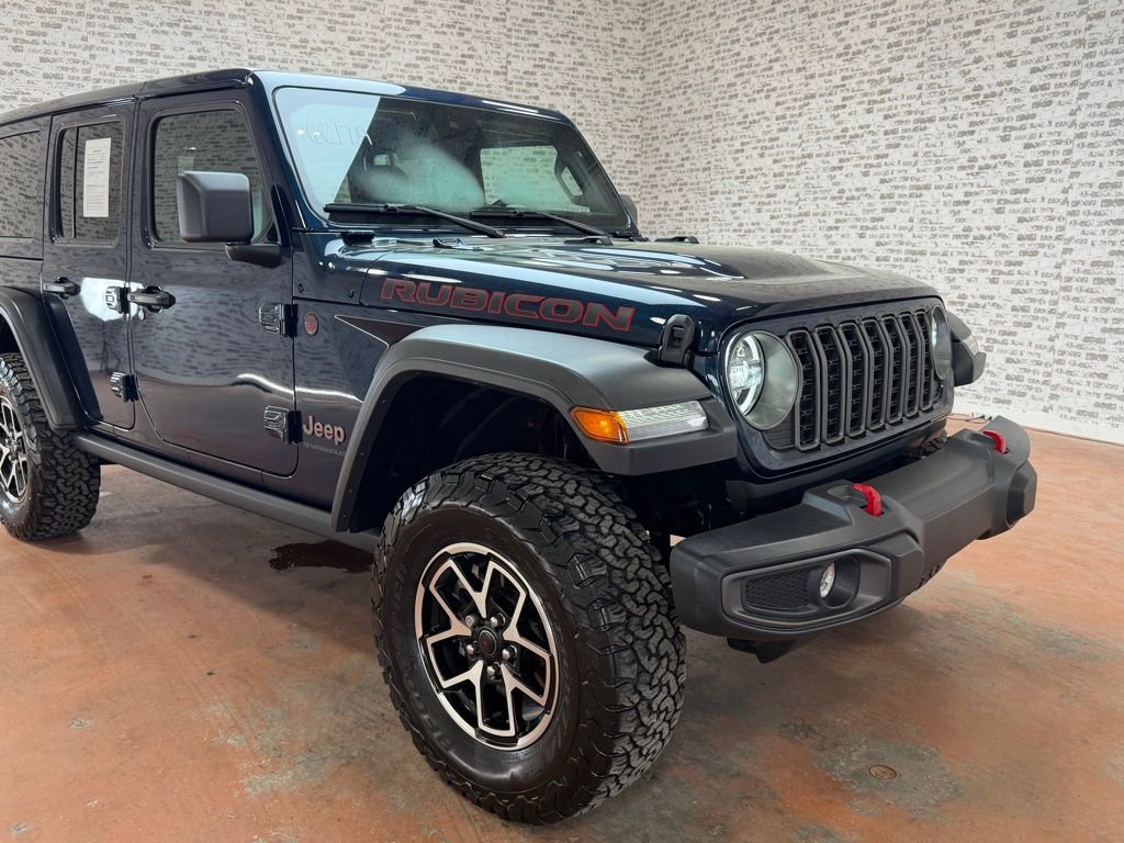 Used 2025 Jeep Wrangler Rubicon w/ Safety Group image 7
