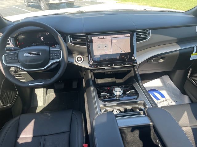 New 2026 Jeep Grand Wagoneer Limited AWD/4WD image 3