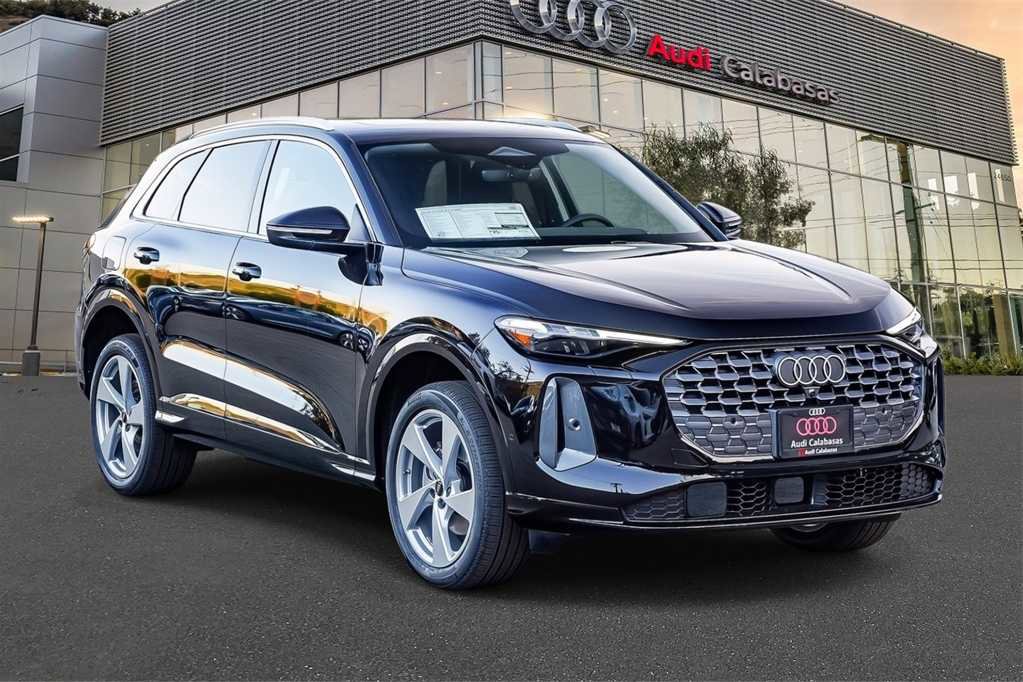 New 2025 Audi Q5 Premium Plus image 3