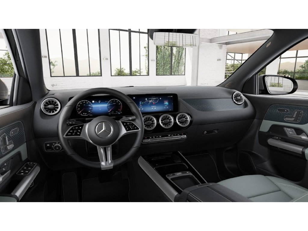 New 2026 Mercedes-Benz GLA 250 4MATIC image 3