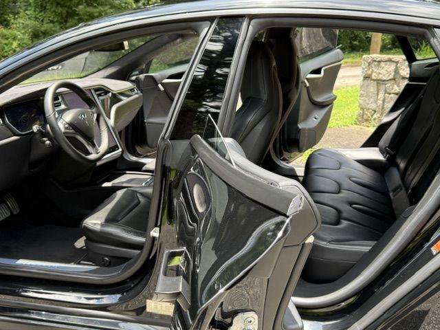 Used 2016 Tesla Model S P90D AWD/4WD image 39