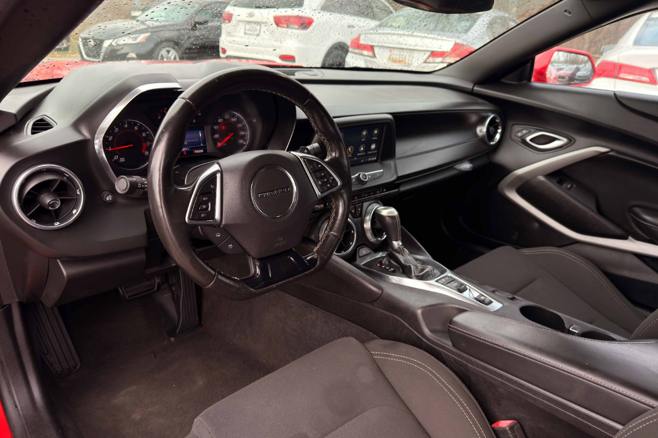 Used 2019 Chevrolet Camaro LT image 13