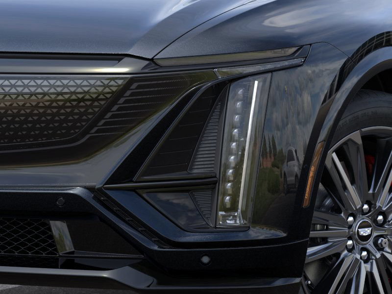 New 2026 Cadillac Lyriq V w/ LPO, Floor Liner Package AWD/4WD image 41