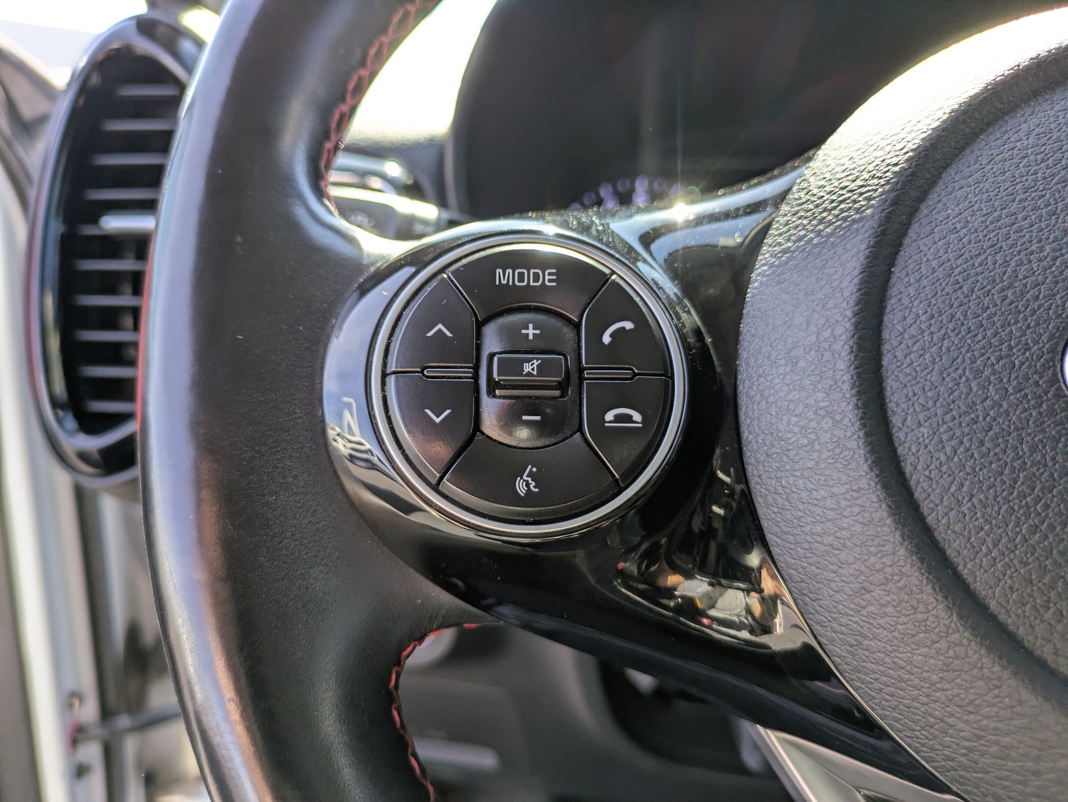Used 2021 Kia Soul Turbo FWD image 18