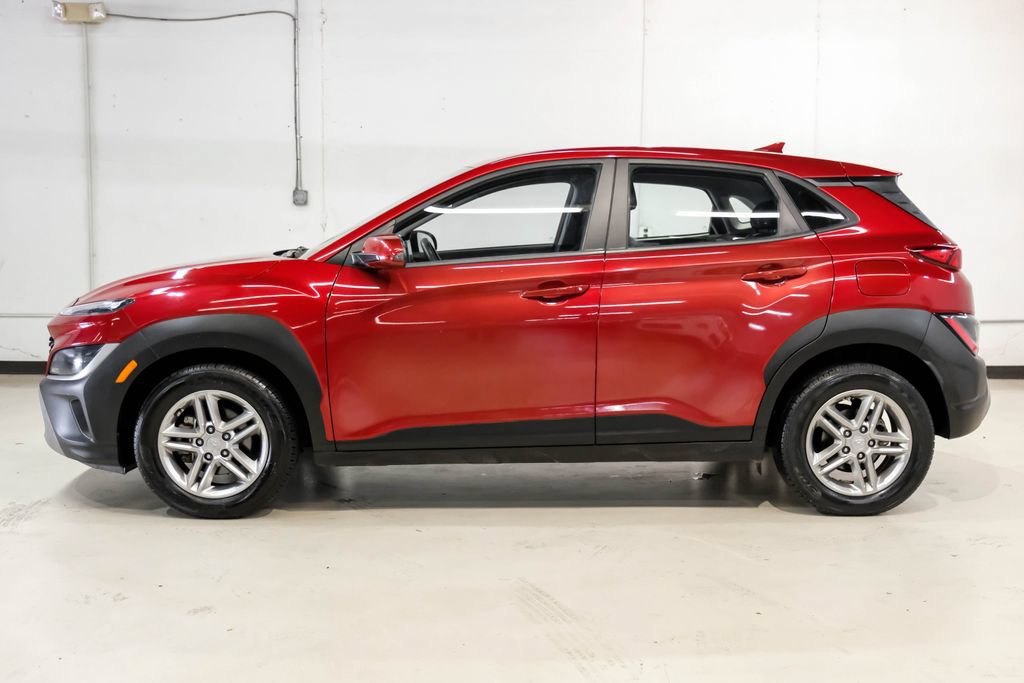 Used 2023 Hyundai Kona SE FWD image 11