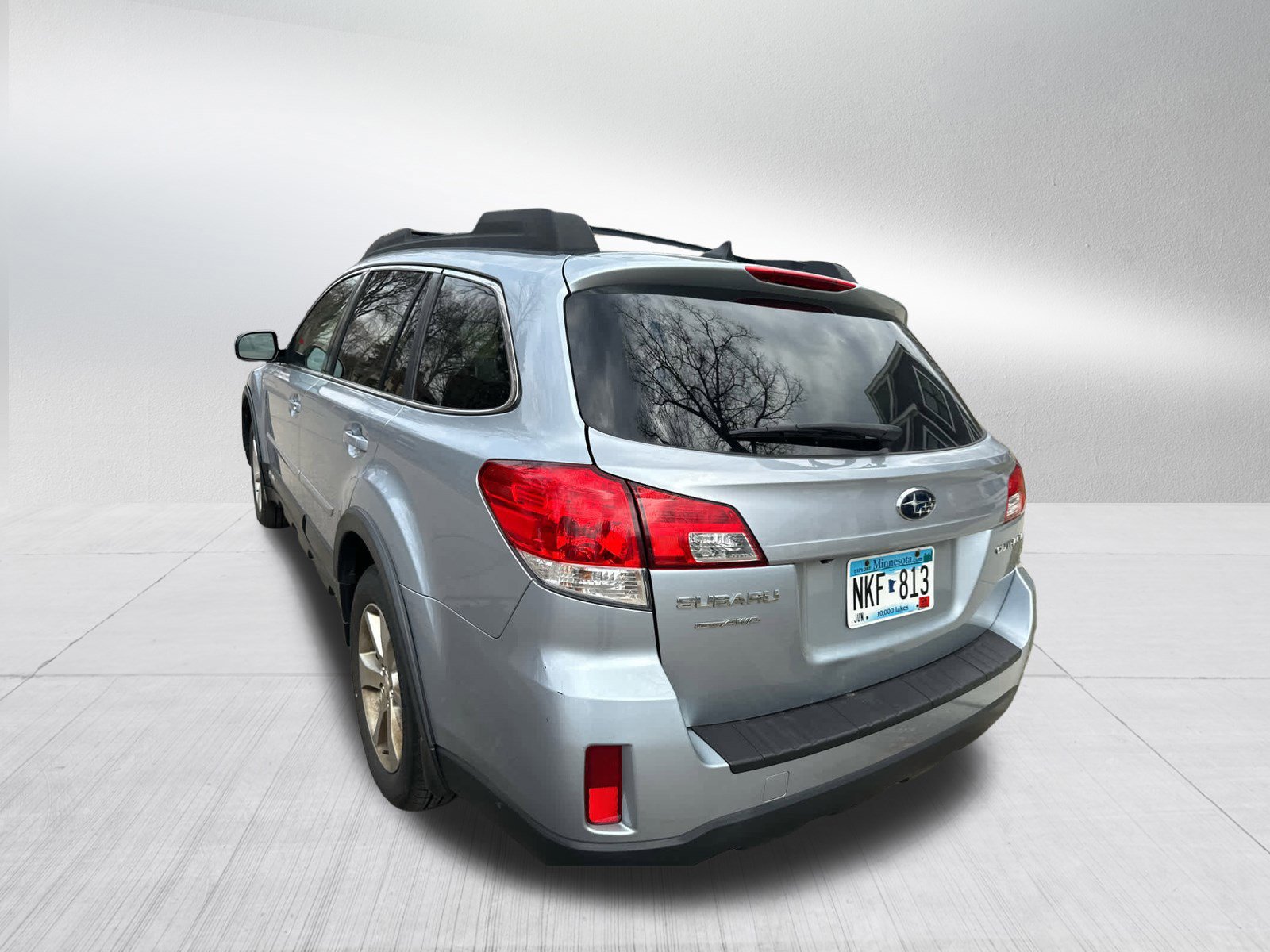 Used 2014 Subaru Outback 2.5i Limited image 3