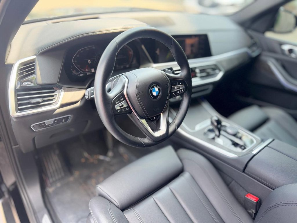 Used 2022 BMW X5 xDrive40i w/ Premium Package image 13