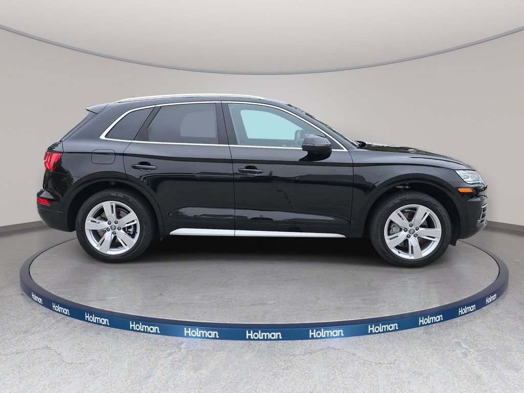 Used 2019 Audi Q5 Premium w/ Convenience Package AWD/4WD image 5