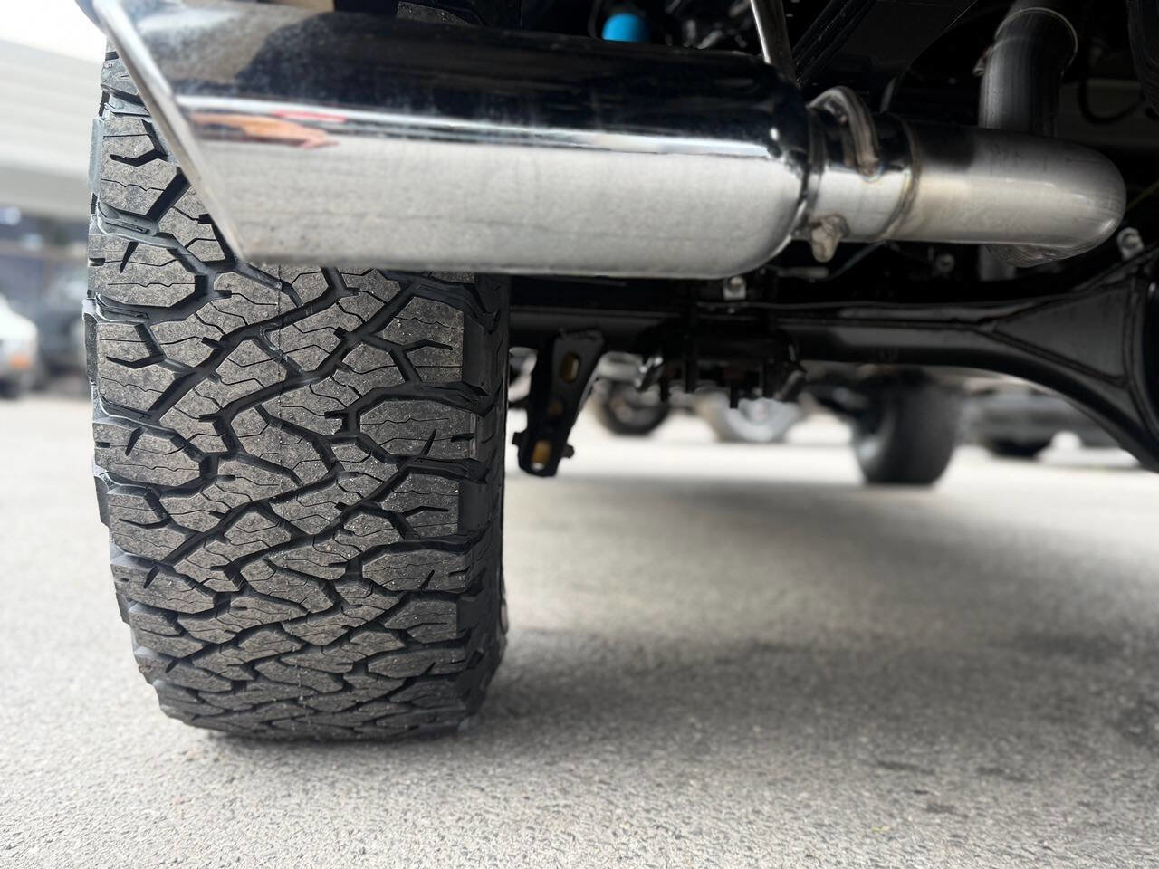 Used 2017 Toyota Tundra Limited w/ Limited Premium Package AWD/4WD image 70