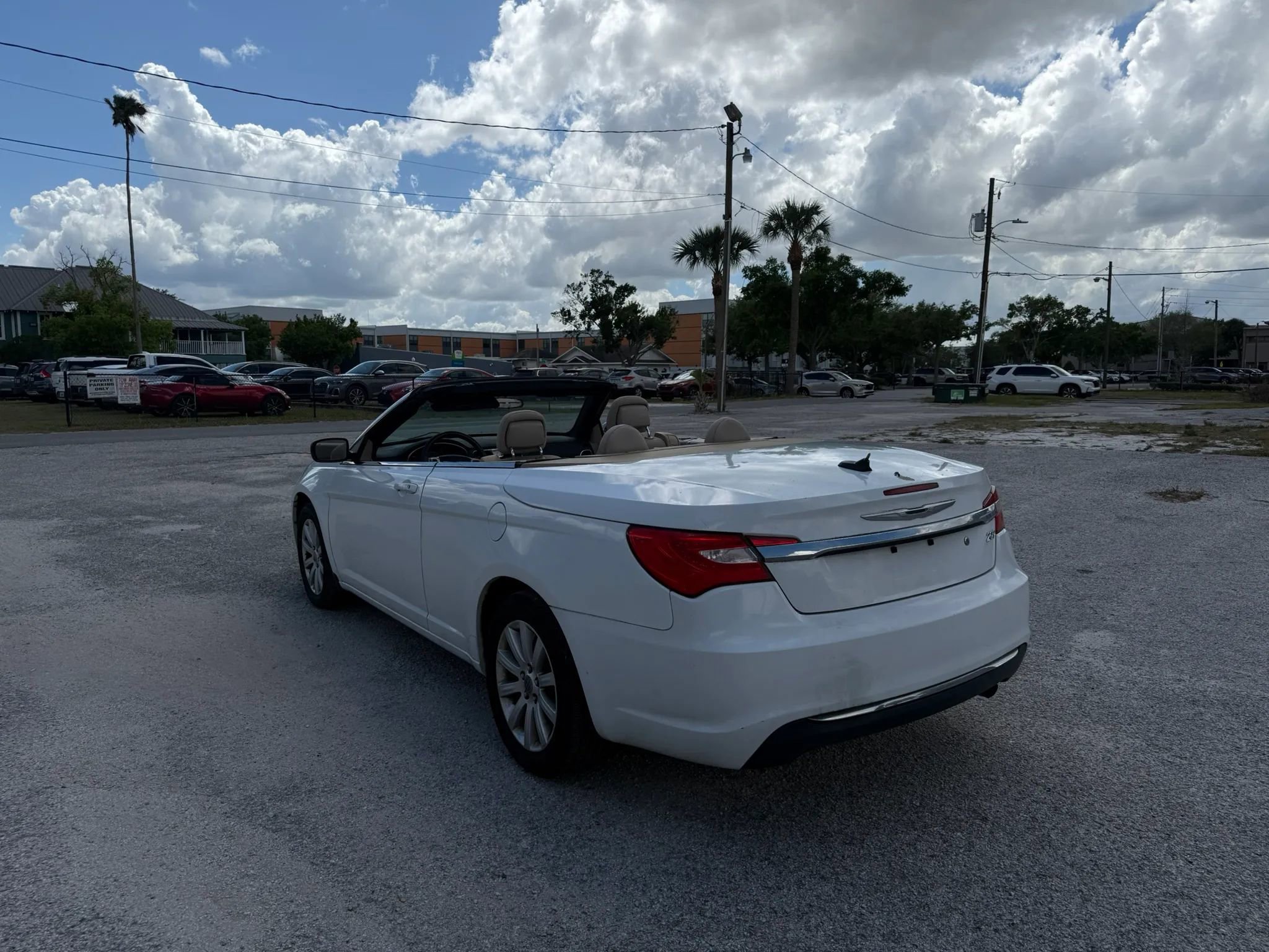 Used 2014 Chrysler 200 Touring image 7