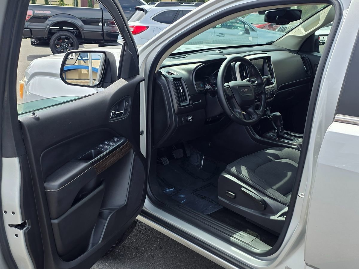 Used 2018 GMC Canyon SLE w/ SLE Convenience Package image 42