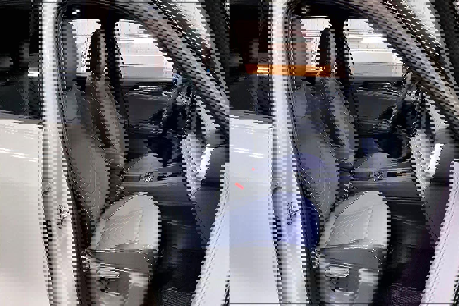 New 2026 Volkswagen Tiguan SE R-Line image 31